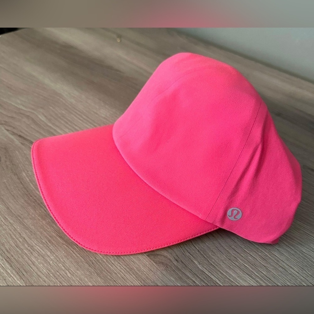 Lululemon Fast and Free Running Hat - Picture 4 of 6